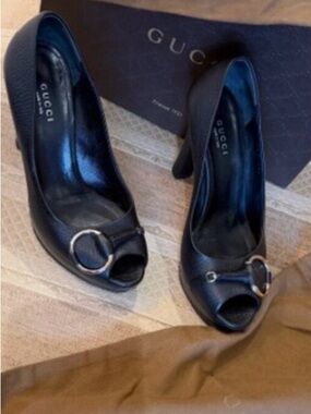Gucci Horse bit heel